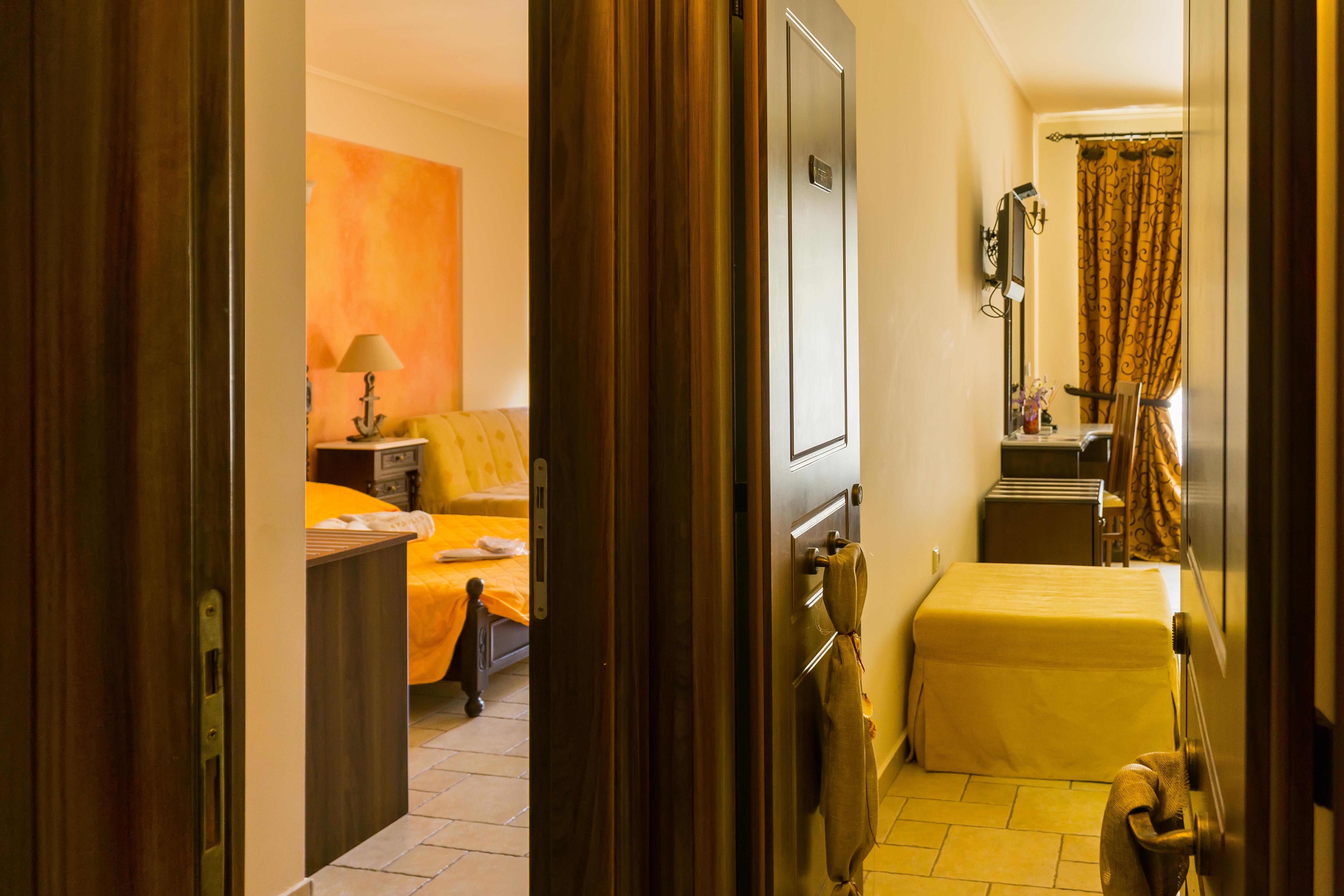 "Epavlis Boutique Galaxidi" Hotel Екстериор снимка