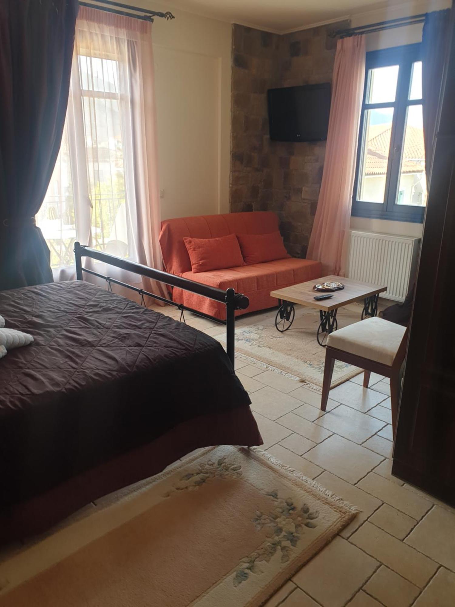 "Epavlis Boutique Galaxidi" Hotel Екстериор снимка